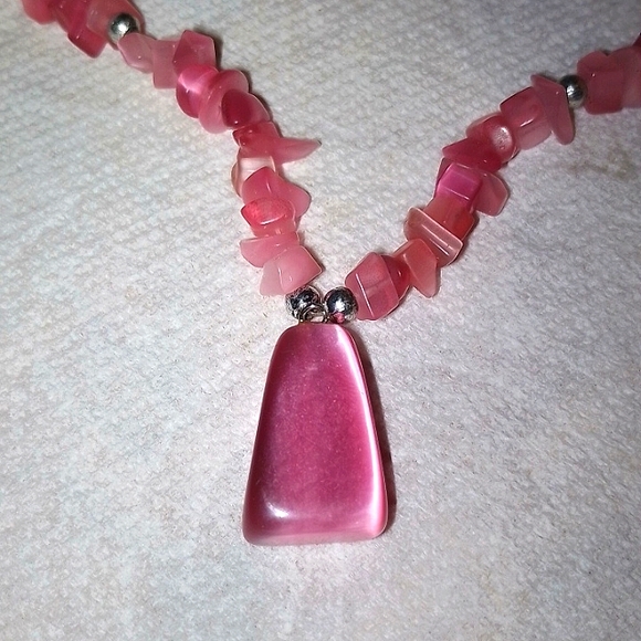 Pink quartz necklace - Picture 3 of 3